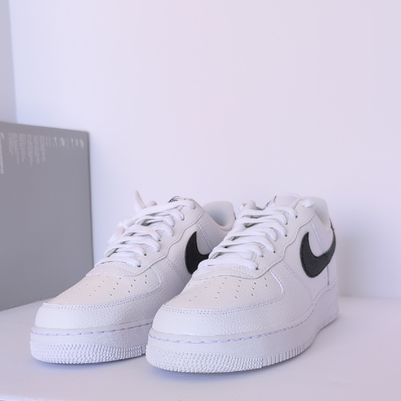 Air Force 1 Nike White & Black US 13M - Picture 3 of 10